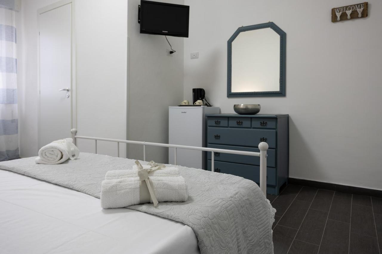 Sweet Home Mare Blu Marsala Bagian luar foto