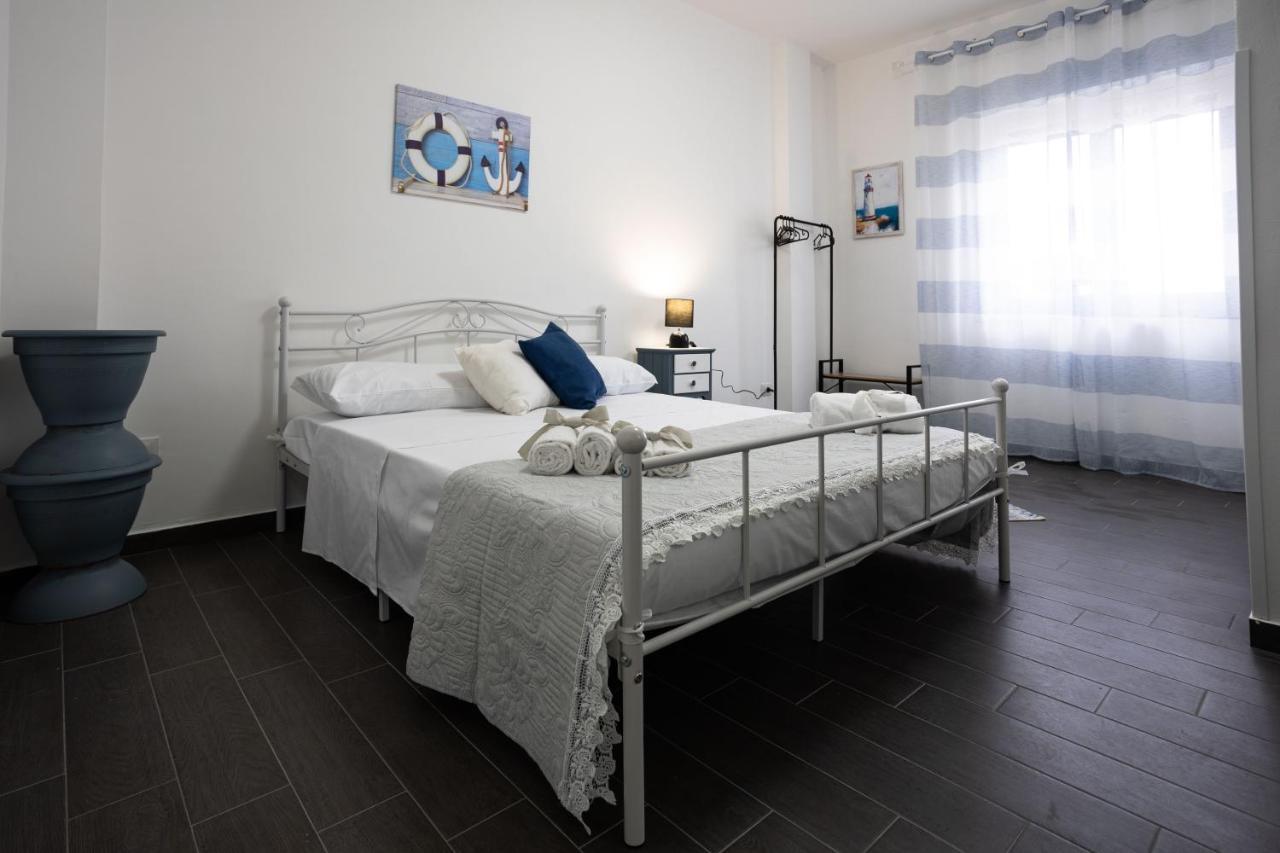 Sweet Home Mare Blu Marsala Bagian luar foto