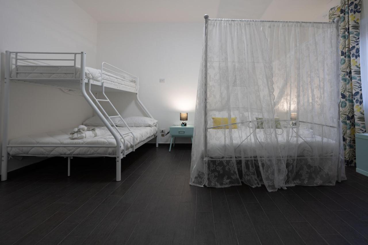 Sweet Home Mare Blu Marsala Bagian luar foto
