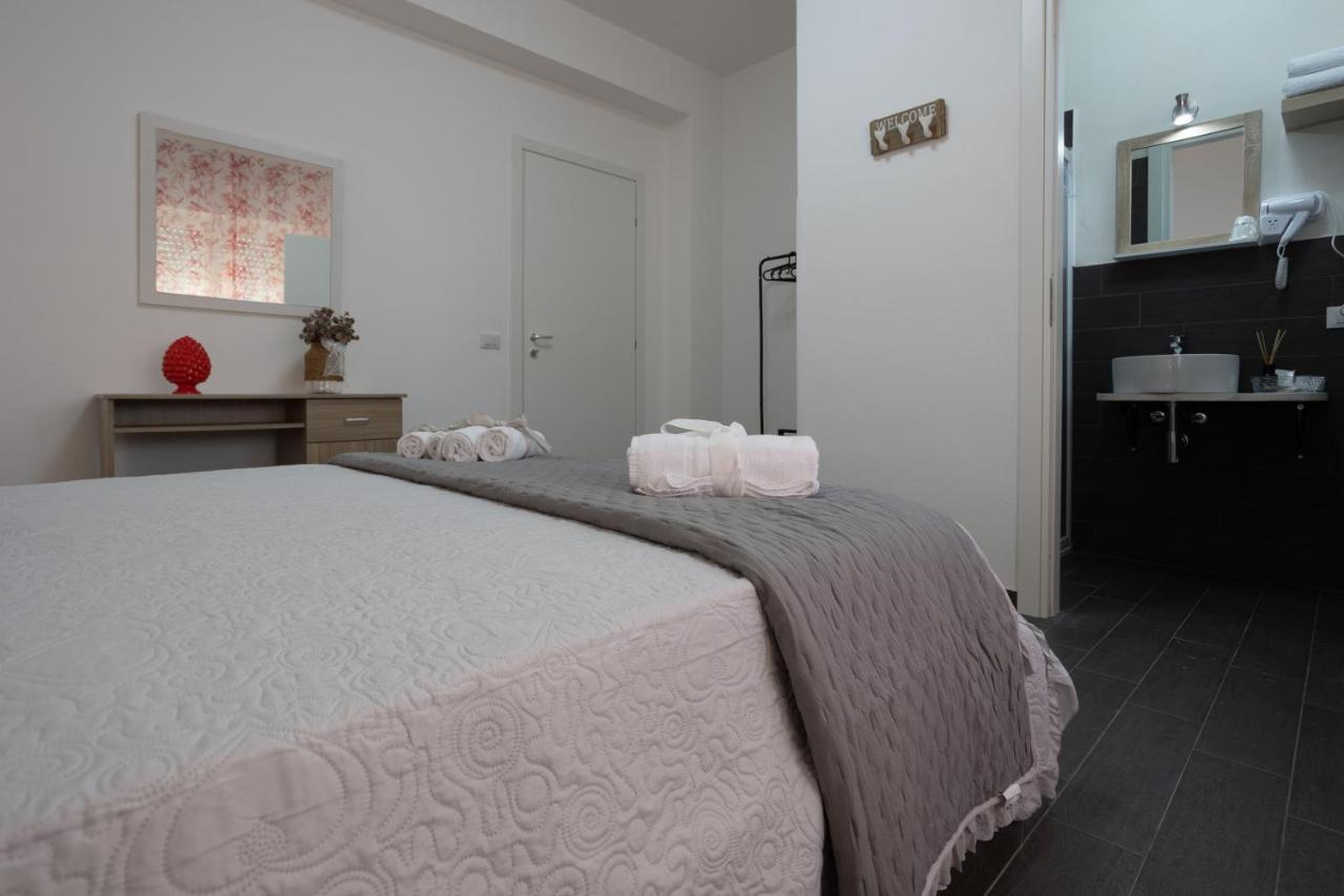 Sweet Home Mare Blu Marsala Bagian luar foto