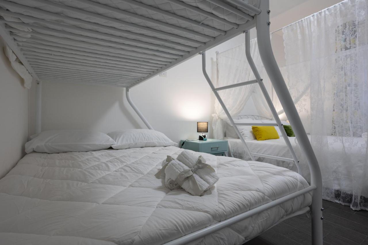 Sweet Home Mare Blu Marsala Bagian luar foto
